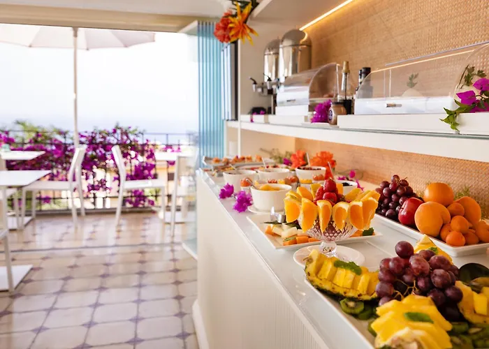 酒店 陶尔米纳别墅酒店 4*