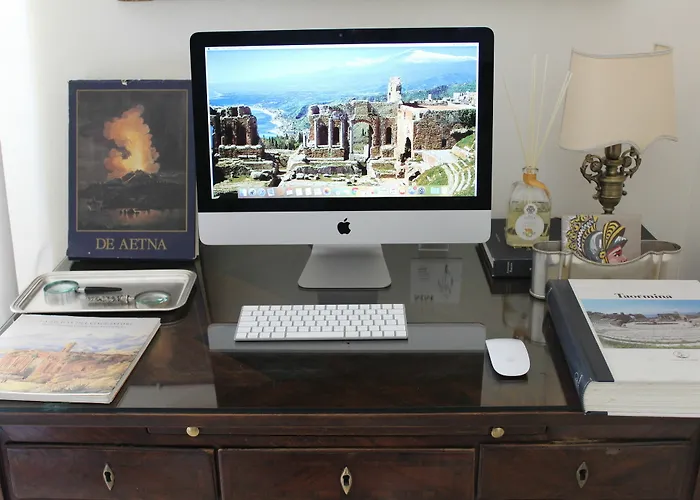 陶尔米纳别墅酒店 4*