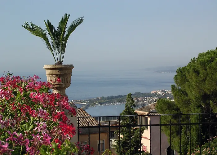 陶尔米纳别墅酒店